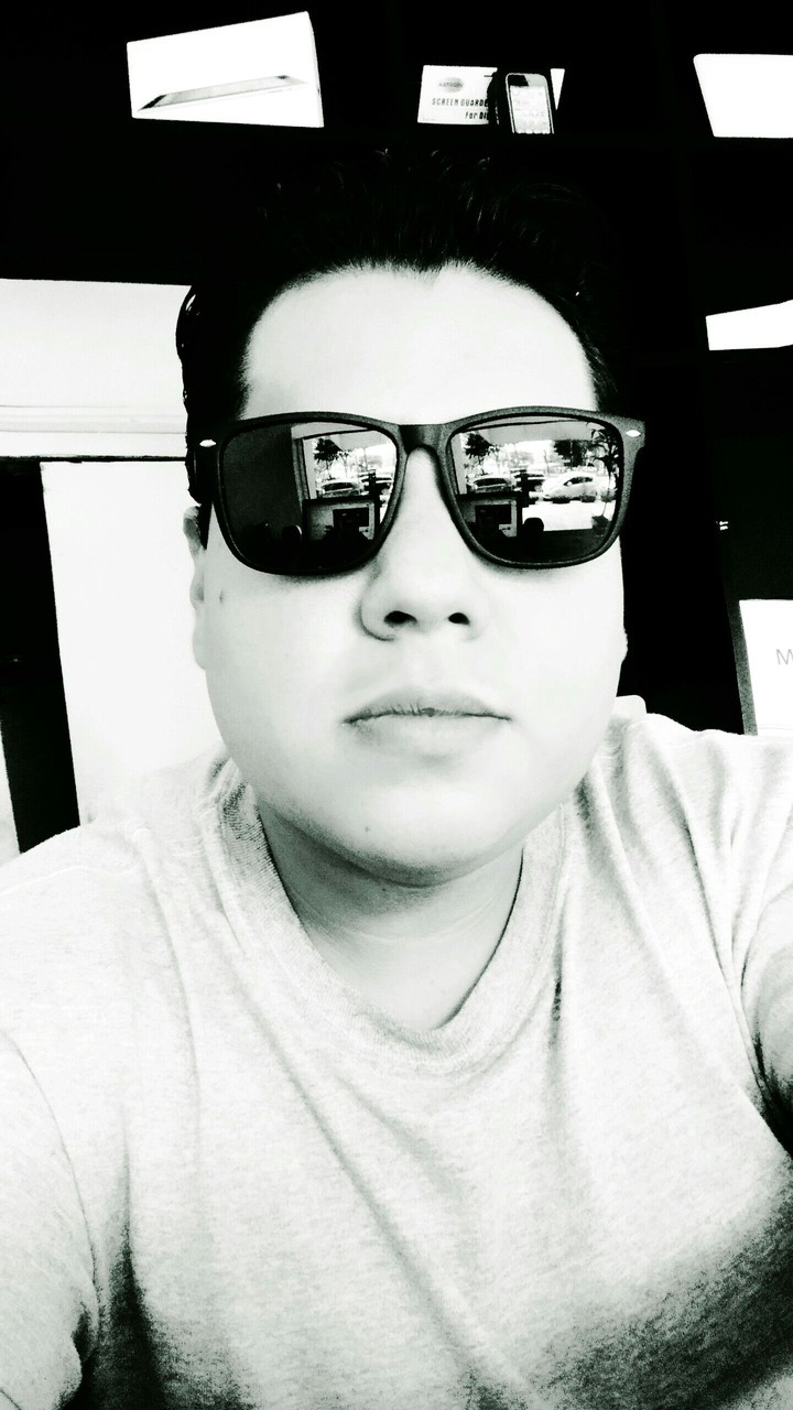 Su fotógrafo.
