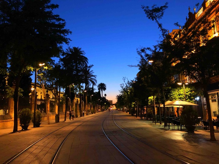 HELLO SEVILLIA