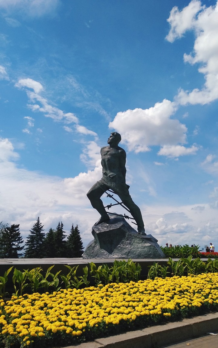 Памятник Мусе Джалилю, Казань
