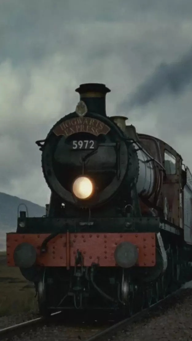 Hogwarts express traveling to Hogwarts castle