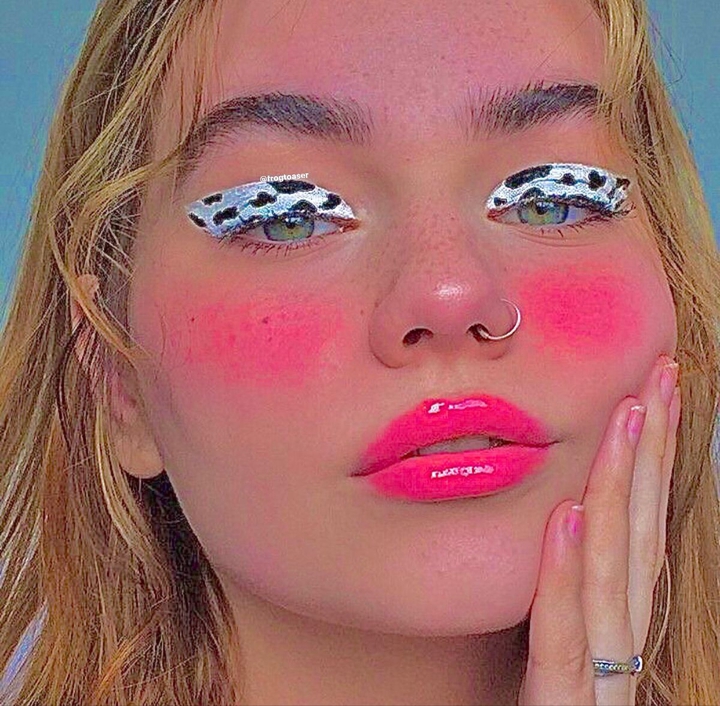 make upp :3  aesthetics american indie girl