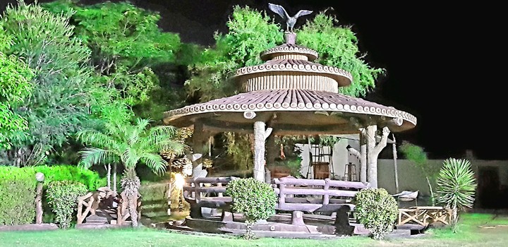 garden hut