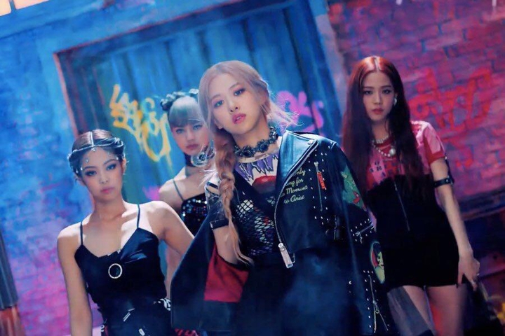 Kill this love MV