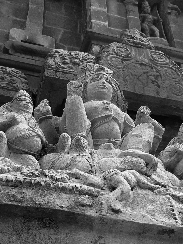 brihadeeshwar temple