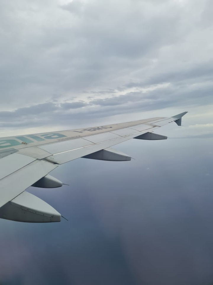 airplane