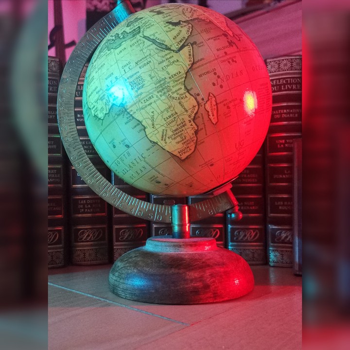 globe 3