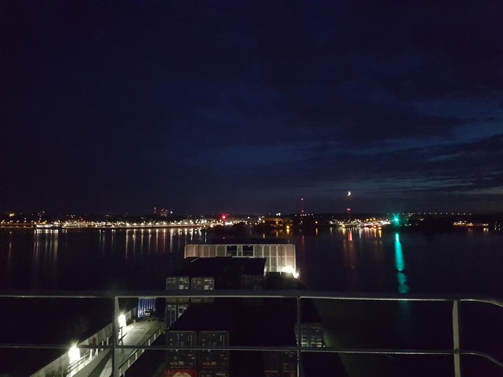 night on the westerschelde