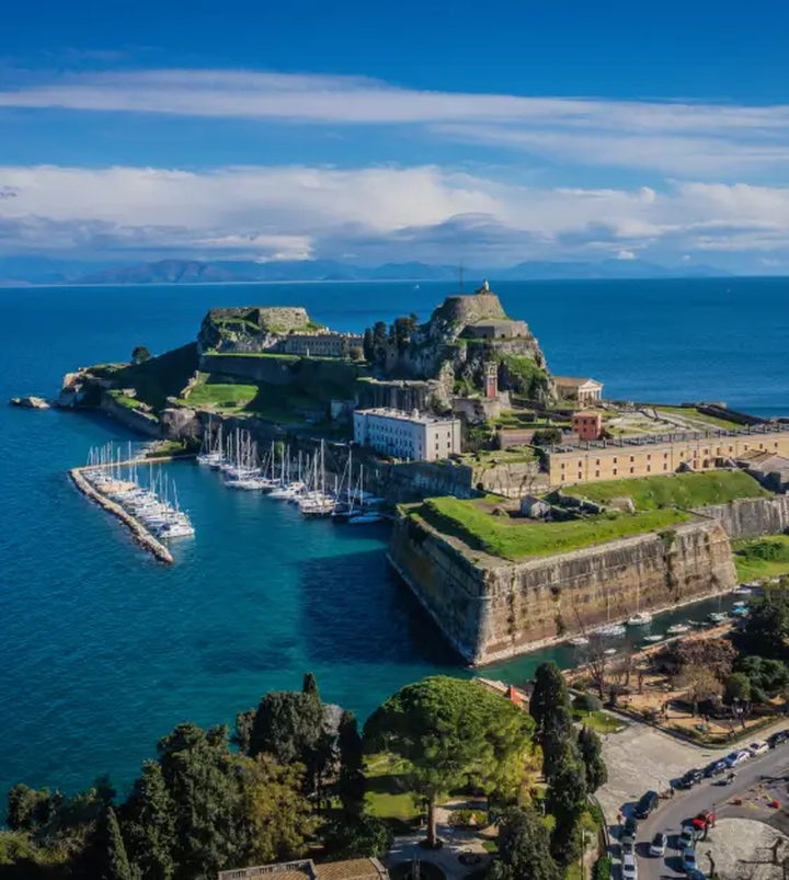 Boat, Coastal_and_oceanic_landforms, Sea