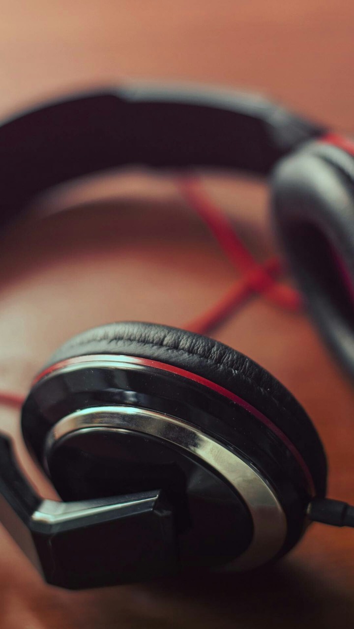 Headphone