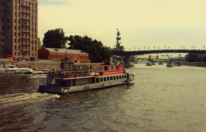 река