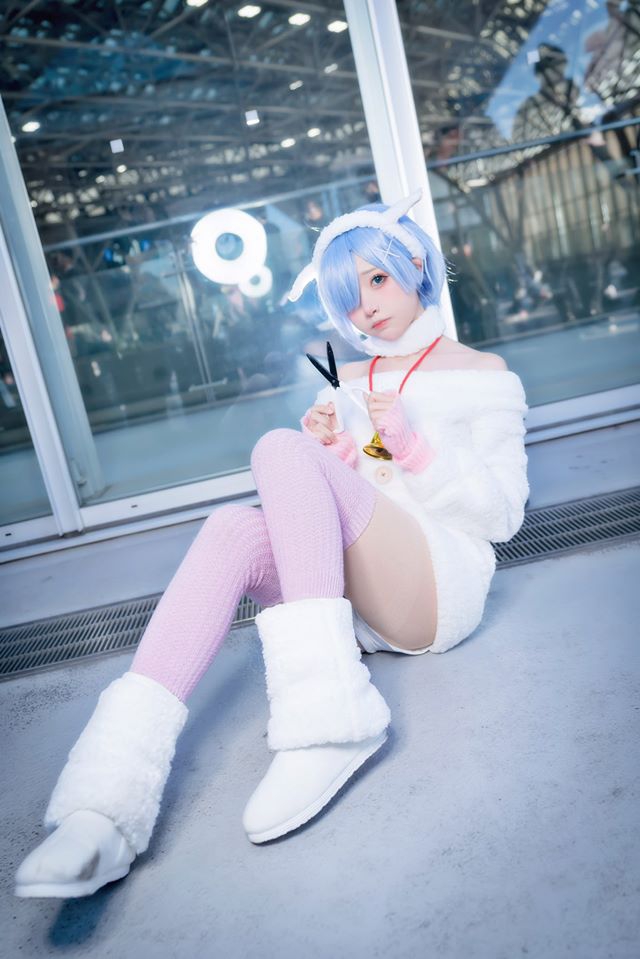 rem cosplay