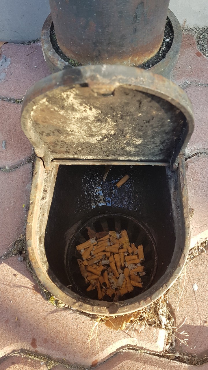 Ashtray