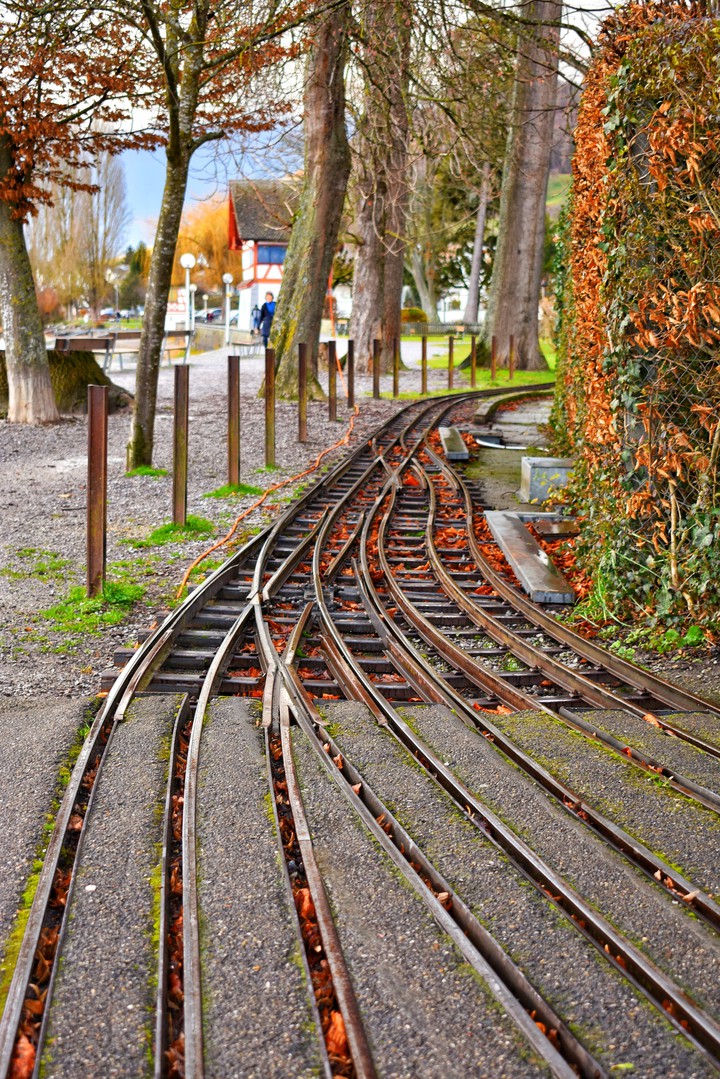 Tracks to heaven