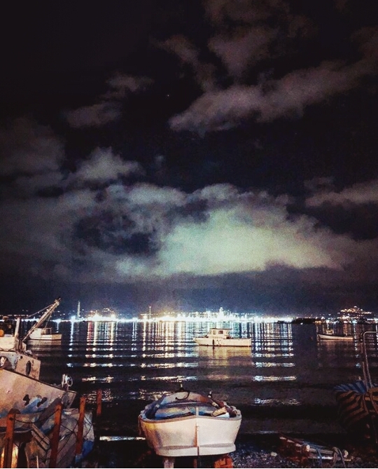 Night sea