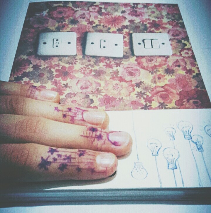 a book with my fingers^^