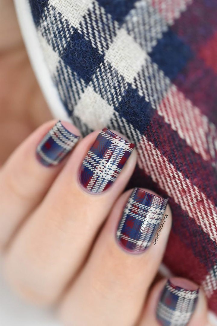 plaid nails