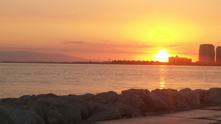 Sun Goes Down