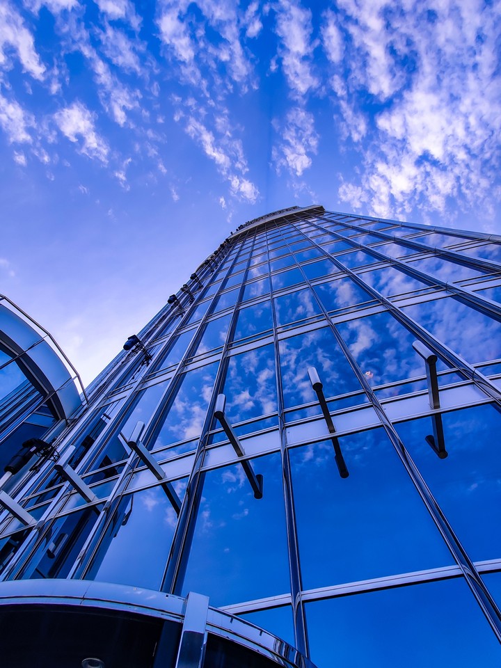 Sky mirror