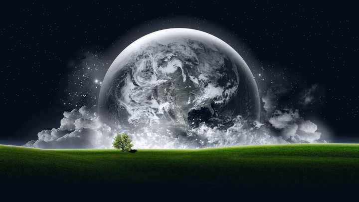 look at the moon☺☺