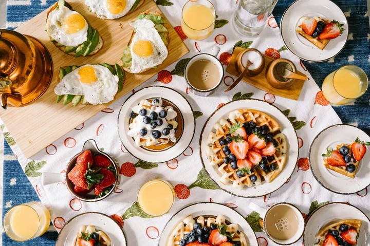 have breakfast please
