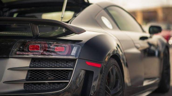 Audi R8