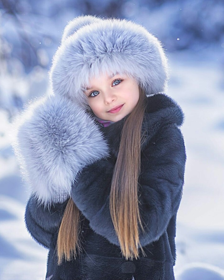 SWEET GIRL