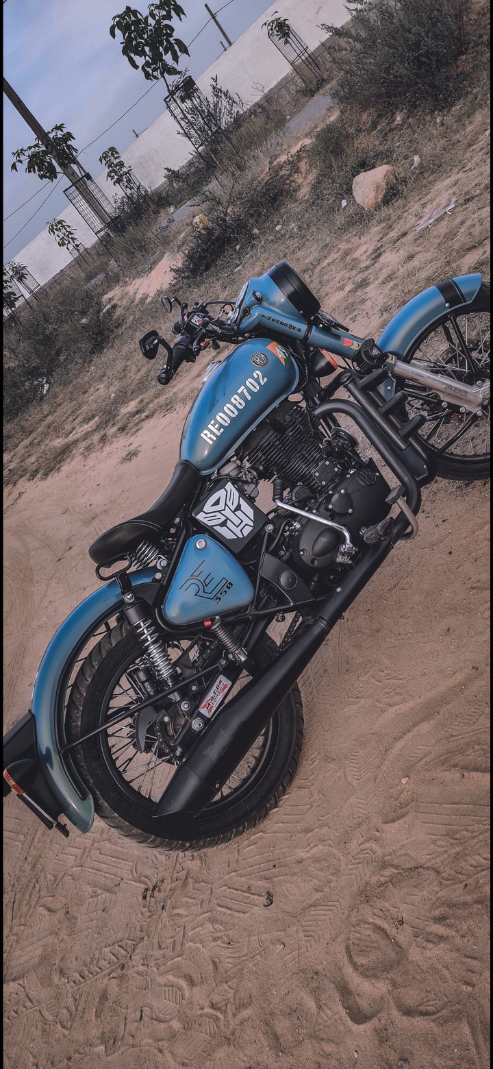 Royal Enfield 008702 Brutus