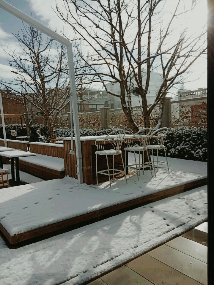 snow in march