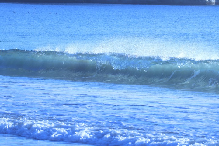 wave
