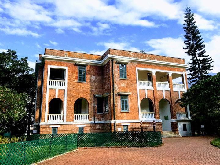 The vintage building