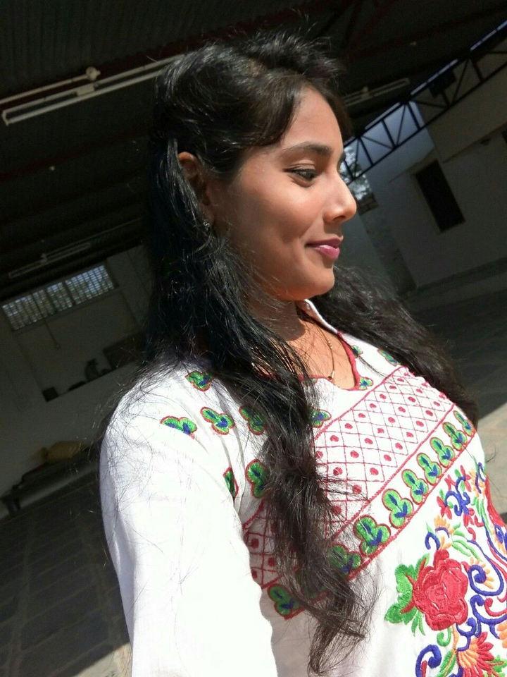 this ..aa world queen girl