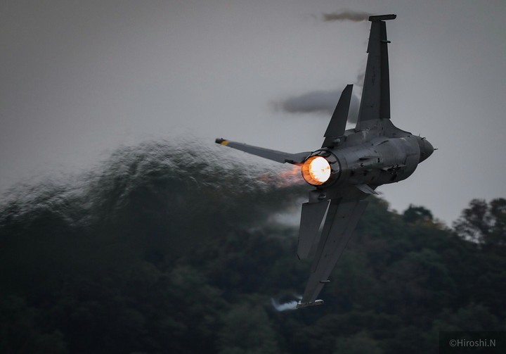 General Dynamics F-16 Fighting Falcon