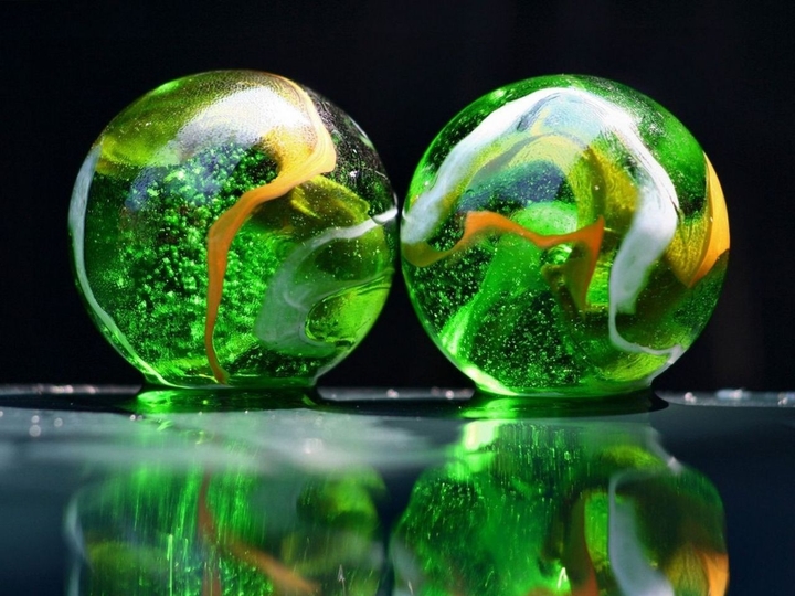 green balls