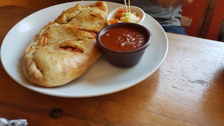 pizza calzone