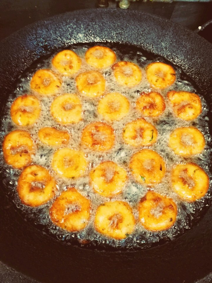 Vadai South Indian dish
