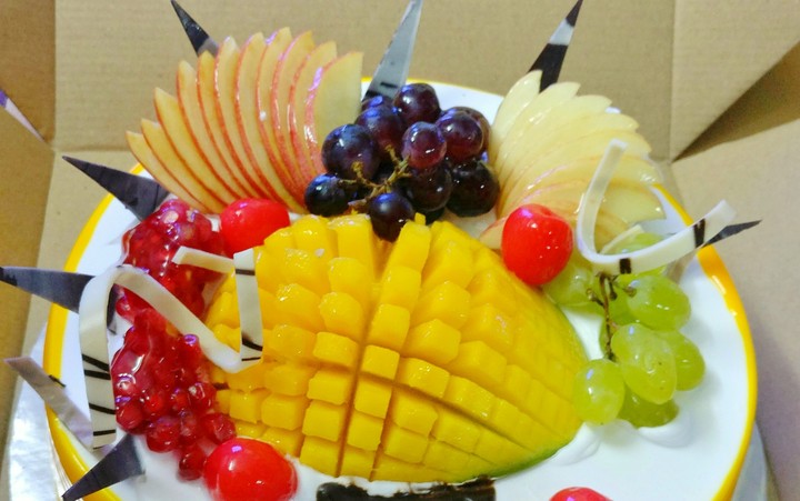 Fruity caky