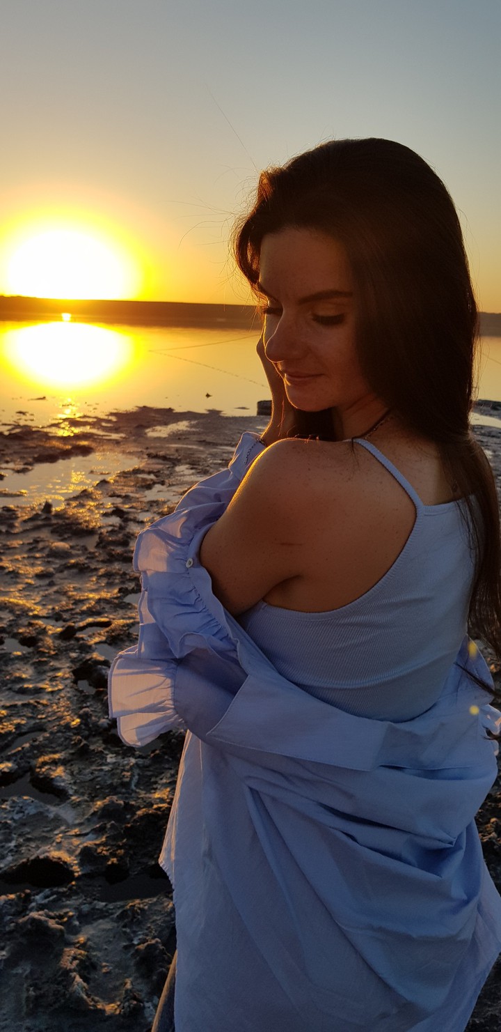в лучах солнца золотого