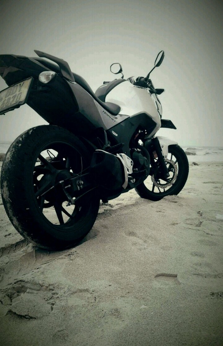 honda hornet 160r