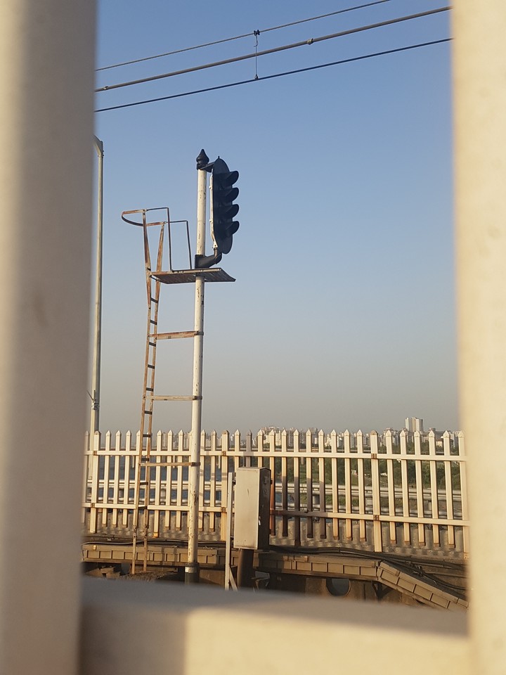 철교