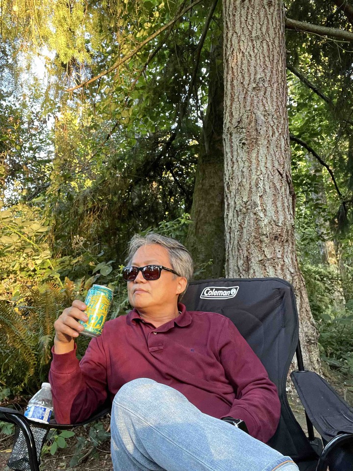 산속 정원에서 맥주 한잔