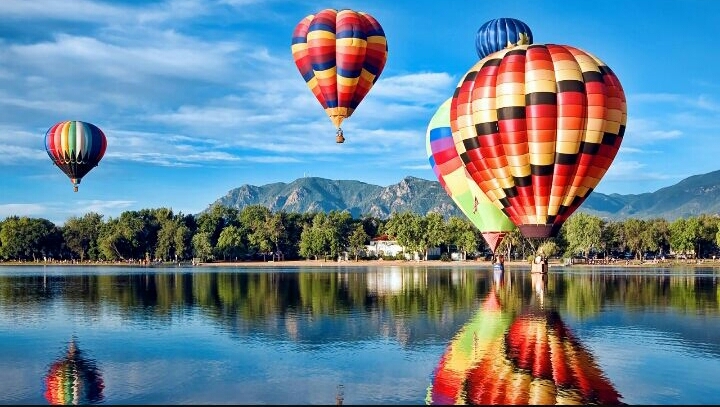 sea on the baloon