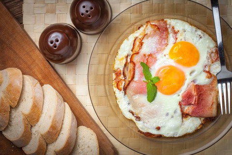 ταπετσαρίες meal, brunch