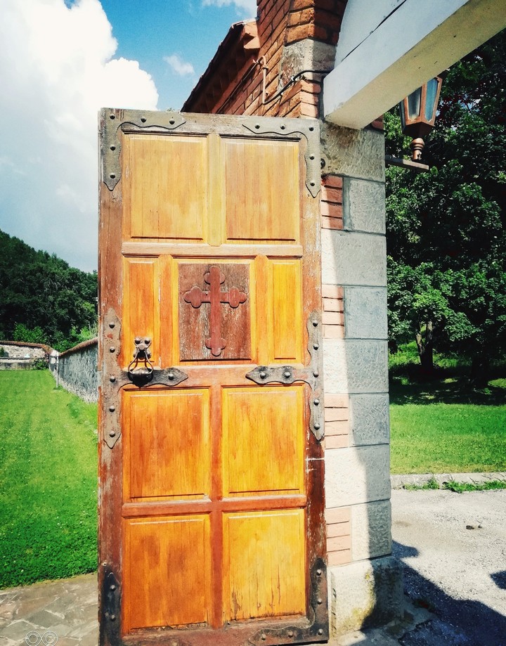 Монастырь Любостиния