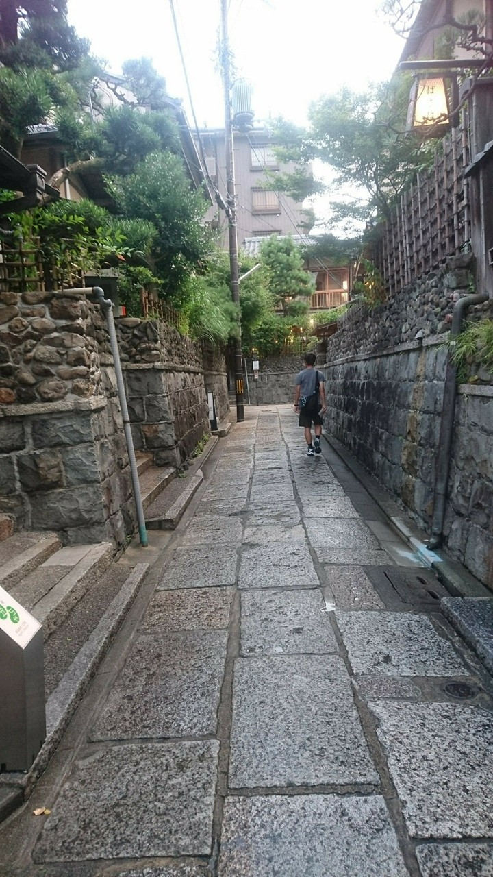 the sudden quiet alley