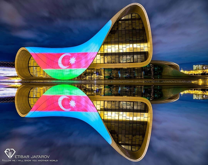 Heydar Aliyev Center, Baku 2020