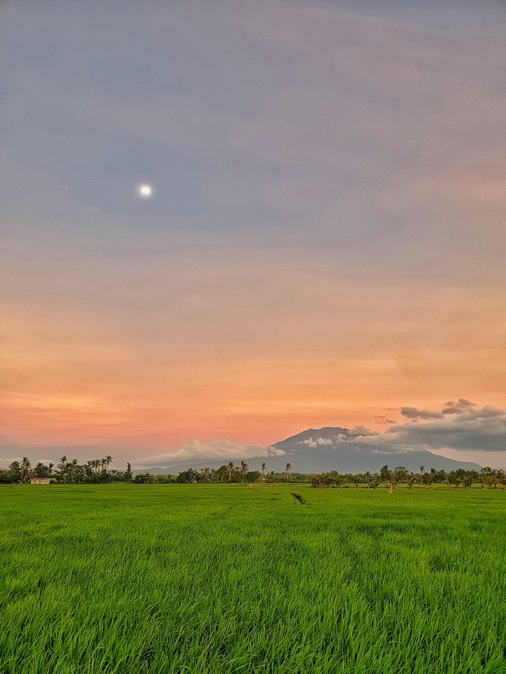 Mt Isarog and the moon at Sunset