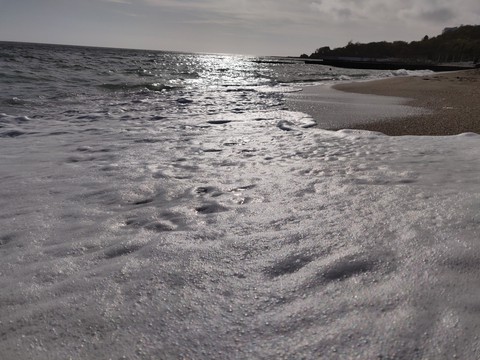 море