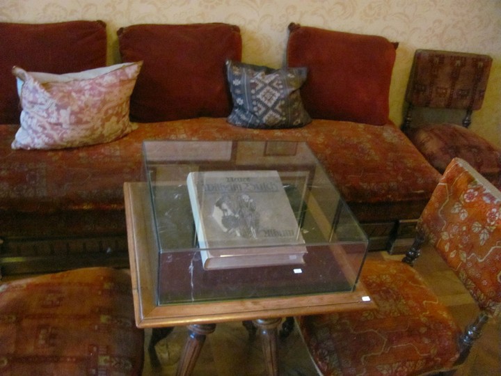 Psychoanalysis began here ...