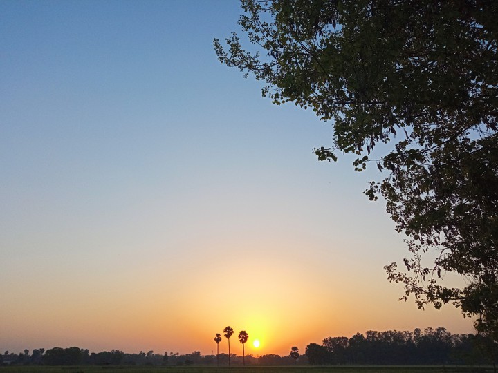 sunrise moment