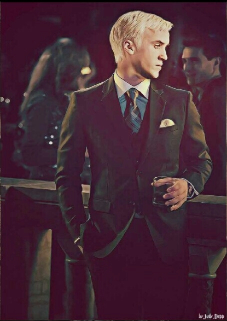 TOM FELTON
